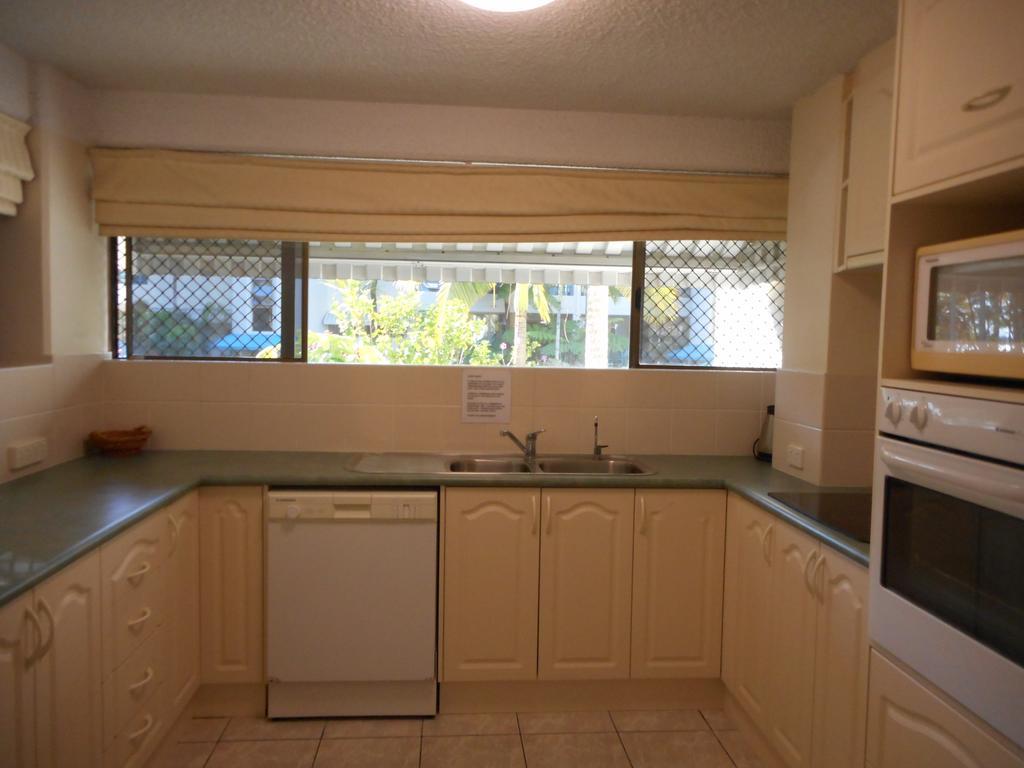 Placid Waters Holiday Apartments Bongaree المظهر الخارجي الصورة